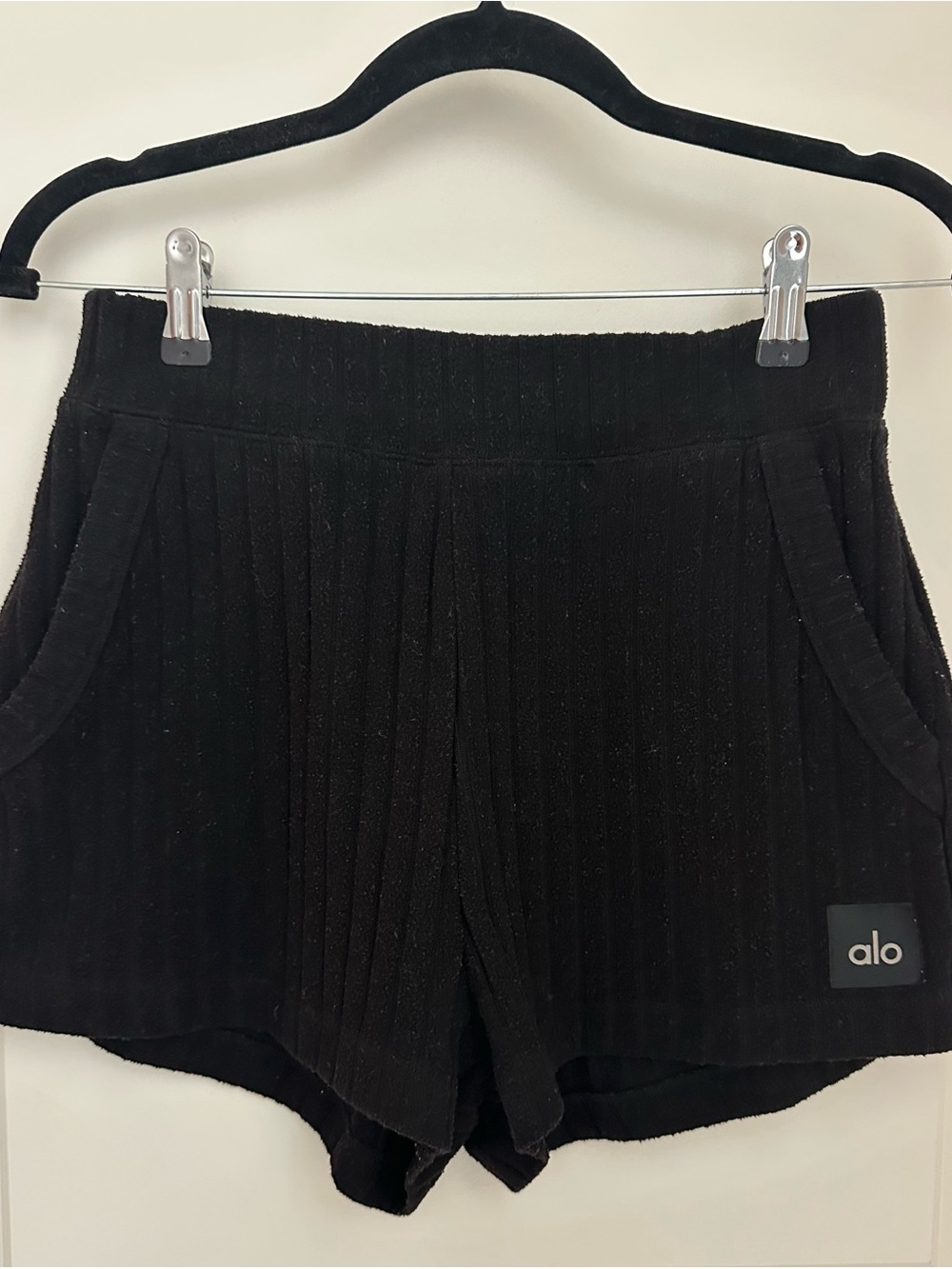 ALO Yoga Black Ribbed Lounge Shorts